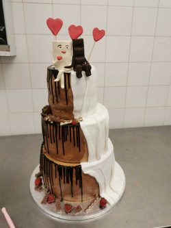 Esküvői tortáink 8 Esküvői torták