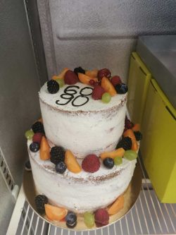 Esküvői tortáink 4 Esküvői torták